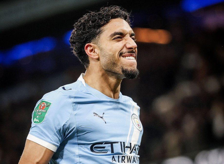 Marmoush, autor de dos goles y figura del partido Manchester City-Newcastle por la Copa de la Liga