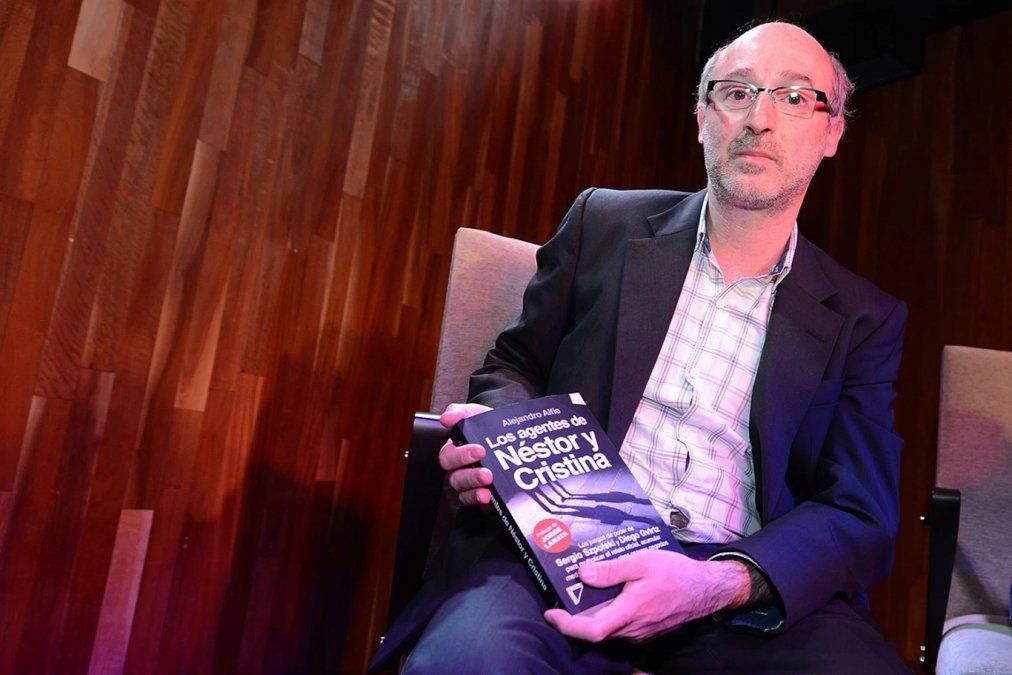 Alejandro Alfie, periodista de Clarín, fue denunciado por el troll TraductorTeAma.