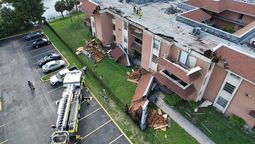 altText(Nuevo derrumbe en Miami: Colapsó el techo de un edificio)}