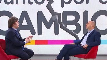 Javier Milei en la entrevista con Esteban Trebucq. Javier Milei en la entrevista con Esteban Trebucq.