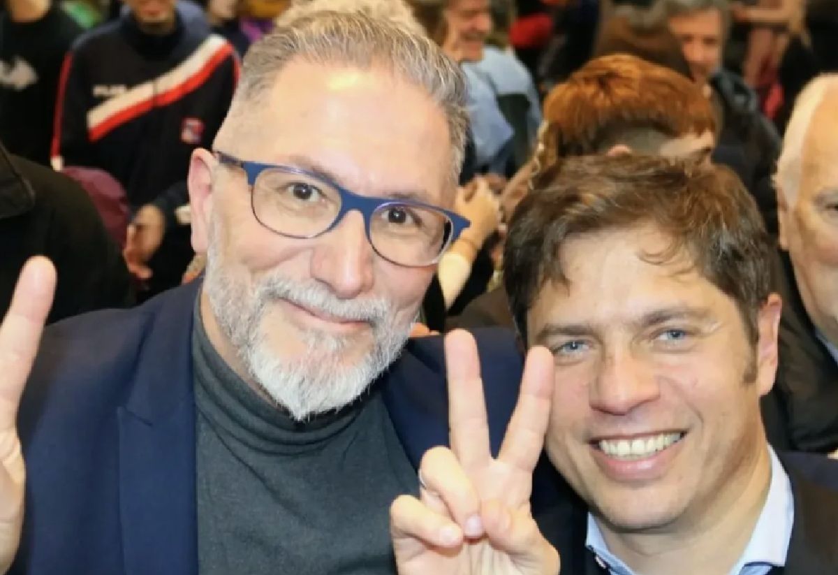 El decano Ricardo Manetti junto al gobernador bonaerense Axel Kicillof. El decano Ricardo Manetti junto al gobernador bonaerense Axel Kicillof.