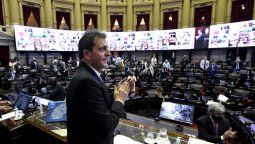 Siguen los bloopers en Diputados: “¡La concha de la lora! Toda la noche despierta al pedo”