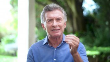 Mauricio Macri, bajándose de la política. Mauricio Macri, bajándose de la política.
