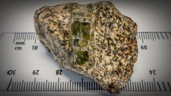 La ciencia y un meteorito de lujo. La ciencia y un meteorito de lujo.