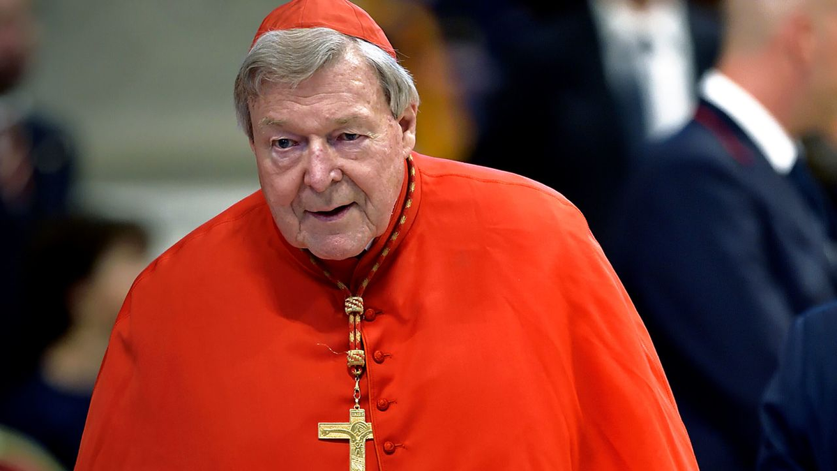 En Australia George Pell fue encarcelado por cargos de abuso sexual de menores en 2019, luego absuelto y recibido por el Papa Francisco.