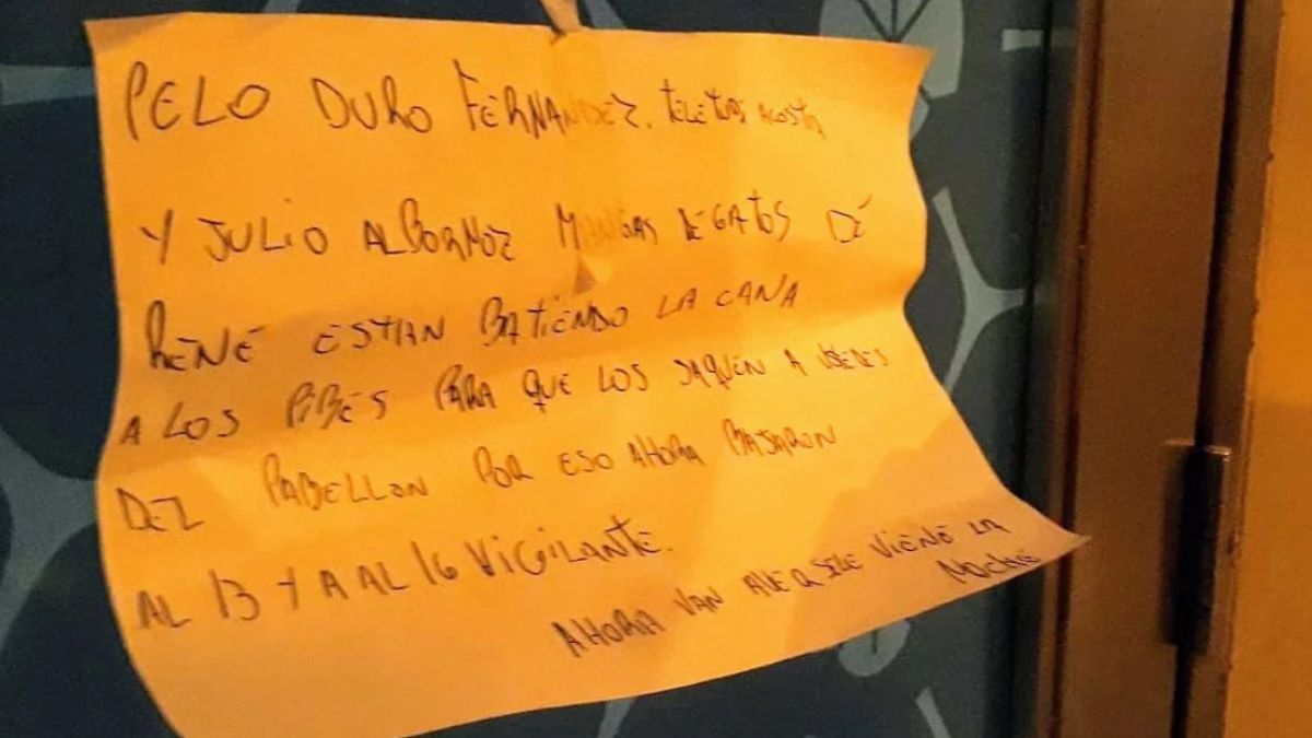 Mensaje que dejaron los tiradores (Foto: Juan José García)