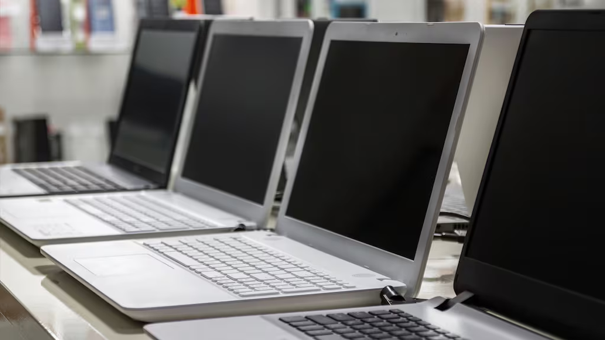 Hay muchos modelos de notebooks con grandes descuentos y cuotas sin interés. Hay muchos modelos de notebooks con grandes descuentos y cuotas sin interés.