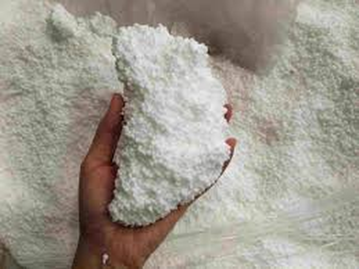 El Golfo Pérsico concentra una porción significativa del comercio internacional de urea, y casi la mitad del volumen comercializado en el mundo tiene origen en Medio Oriente. Además, Irán por sí solo representa cerca del 10% del comercio mundial de este fertilizante, por lo que cualquier tensión geopolítica en la región genera reacciones inmediatas en los mercados. El Golfo Pérsico concentra una porción significativa del comercio internacional de urea, y casi la mitad del volumen comercializado en el mundo tiene origen en Medio Oriente. Además, Irán por sí solo representa cerca del 10% del comercio mundial de este fertilizante, por lo que cualquier tensión geopolítica en la región genera reacciones inmediatas en los mercados.