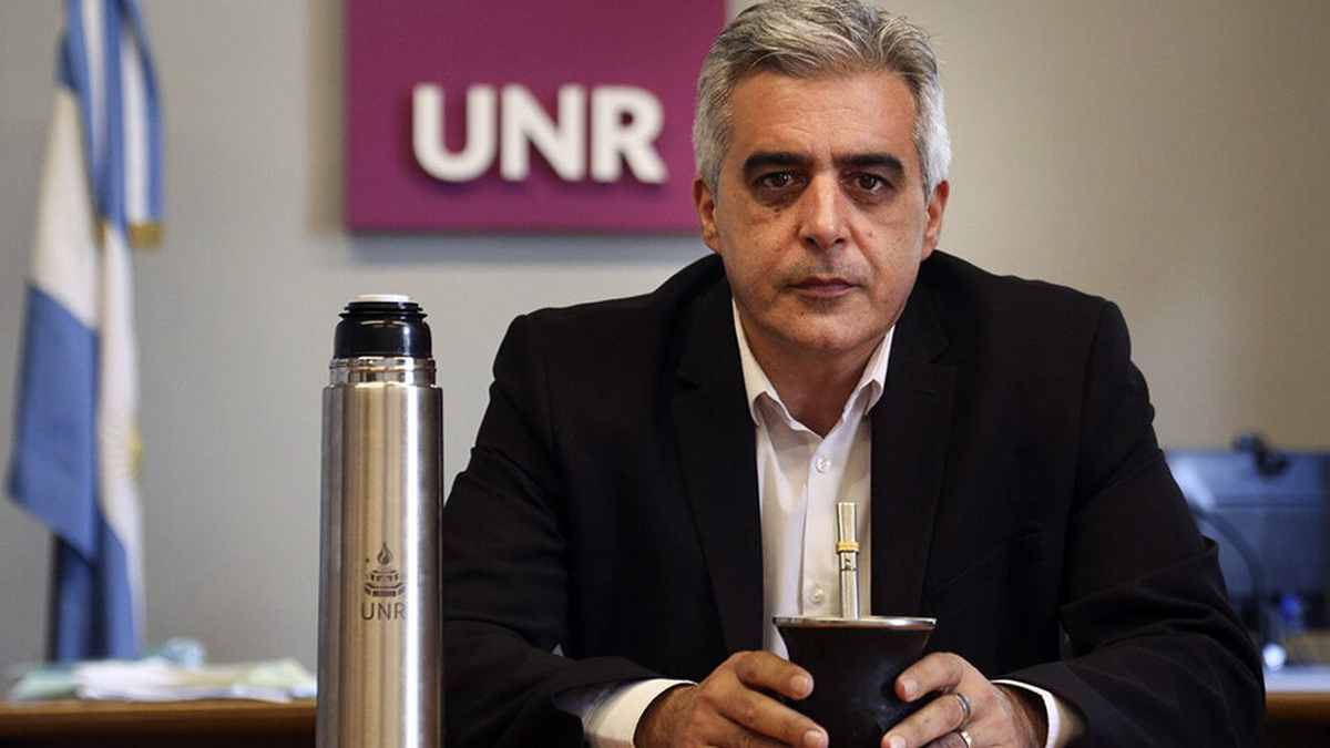 El rector de la UNR, Franco Bartolacci. El rector de la UNR, Franco Bartolacci. 