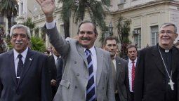 Hay menos desnutrición, por eso se venden guardapolvos grandes