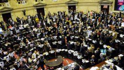 Cautelares y Casación: En un recinto semivacío, la aprobación fue rápida