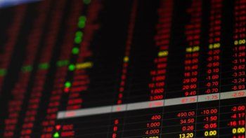 Merval para atrás. Merval para atrás.