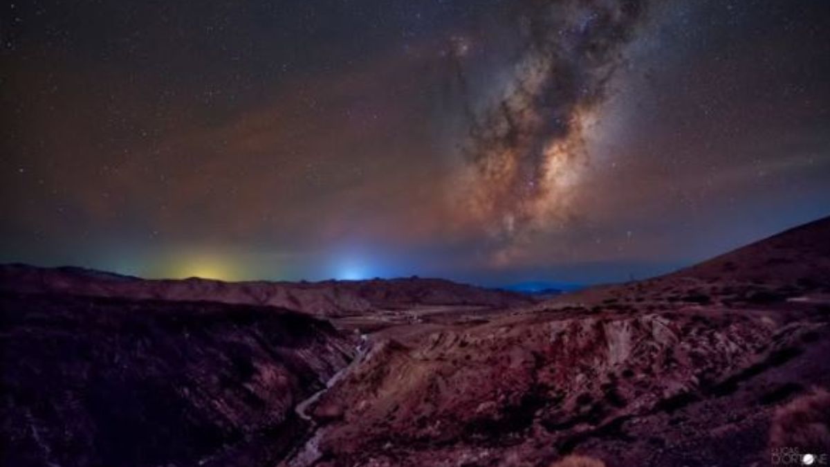 Centro galáctico desde el Cañón del Río Salado Ruta 222, Malargüe, Mendoza, retratado por Lucas D'Ortone. Centro galáctico desde el Cañón del Río Salado Ruta 222, Malargüe, Mendoza, retratado por Lucas D'Ortone.