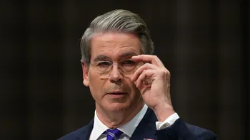 Scott Bessent calificó a la demócrata Warren de
