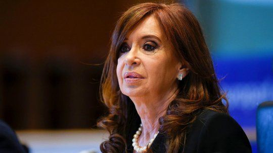 CFK se reunió con tropa cordobesa para poner en marcha su candidatura interna. 