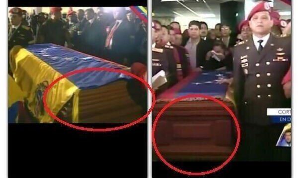 Los dos ataúdes: a la derecha, salida del hospital militar; a la izquierda, llegada a la capilla ardiente
