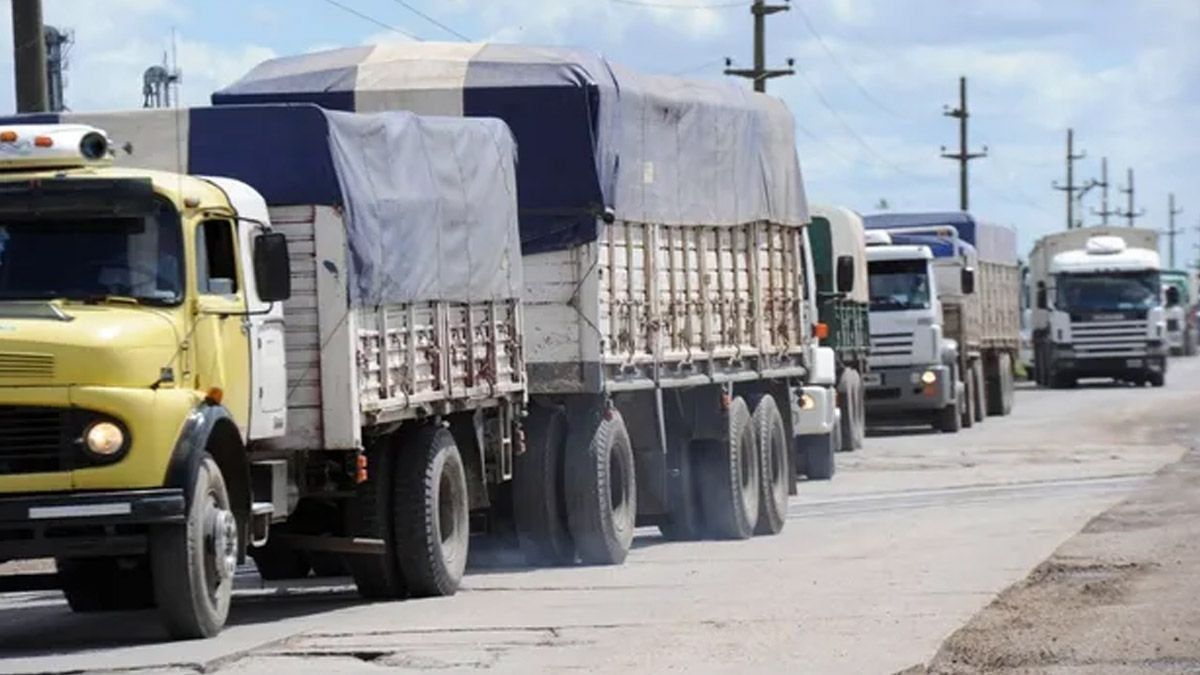 Camiones involucrados en uno de cada 4 choques en Argentina Camiones involucrados en uno de cada 4 choques en Argentina