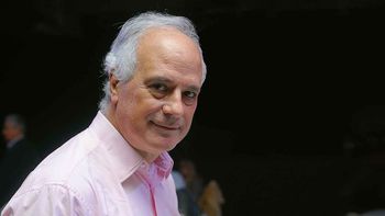 El Coti Nosiglia avanza casilleros en el mundo SIDE. El Coti Nosiglia avanza casilleros en el mundo SIDE.