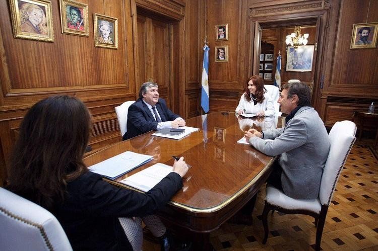 La reunión se realizó este martes 28/04 en el Senado de la nación.