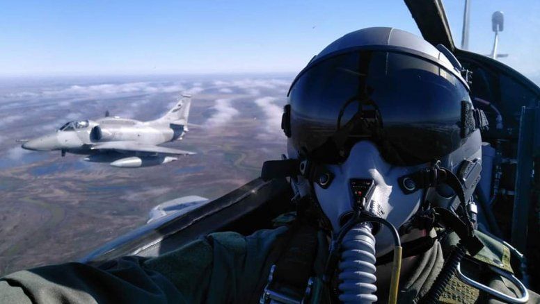 Fuerza Aérea y una dura semana: Aviones retirados y quita de $16.500 millones