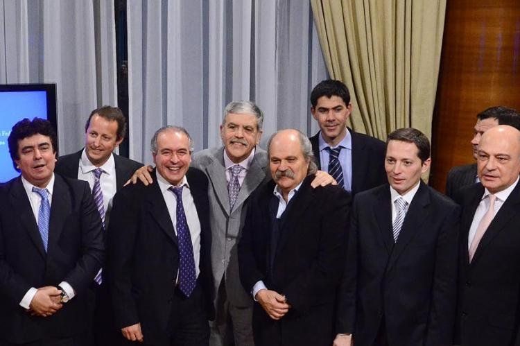 De Vido con intendentes, en una reunión anterior.