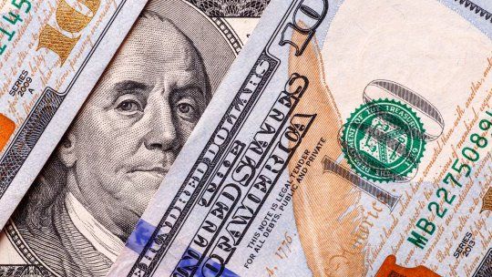 La suba del dólar puede convivir con alza en acciones y bonos La suba del dólar puede convivir con alza en acciones y bonos