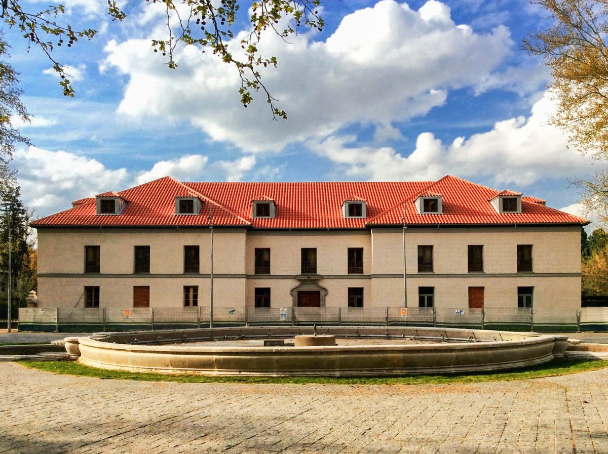Vista de la Casa de los Vargas, en la Casa de Campo de Madrid, el enclave al que conducía el histórico Túnel de Bonaparte. Vista de la Casa de los Vargas, en la Casa de Campo de Madrid, el enclave al que conducía el histórico Túnel de Bonaparte. 