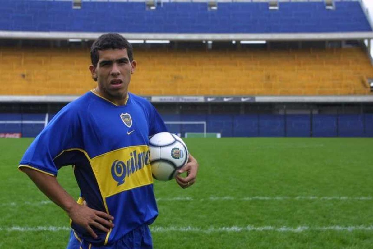 A 22 años del debut de Carlos Tévez en Boca