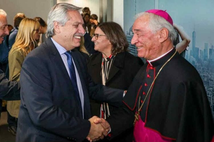 Alberto Fernández al arribar a Roma (Foto: Presidencia).