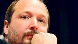 altText(Sabbatella insiste en que el sábado 8D comenzará a rematar las licencias de Clarín)}