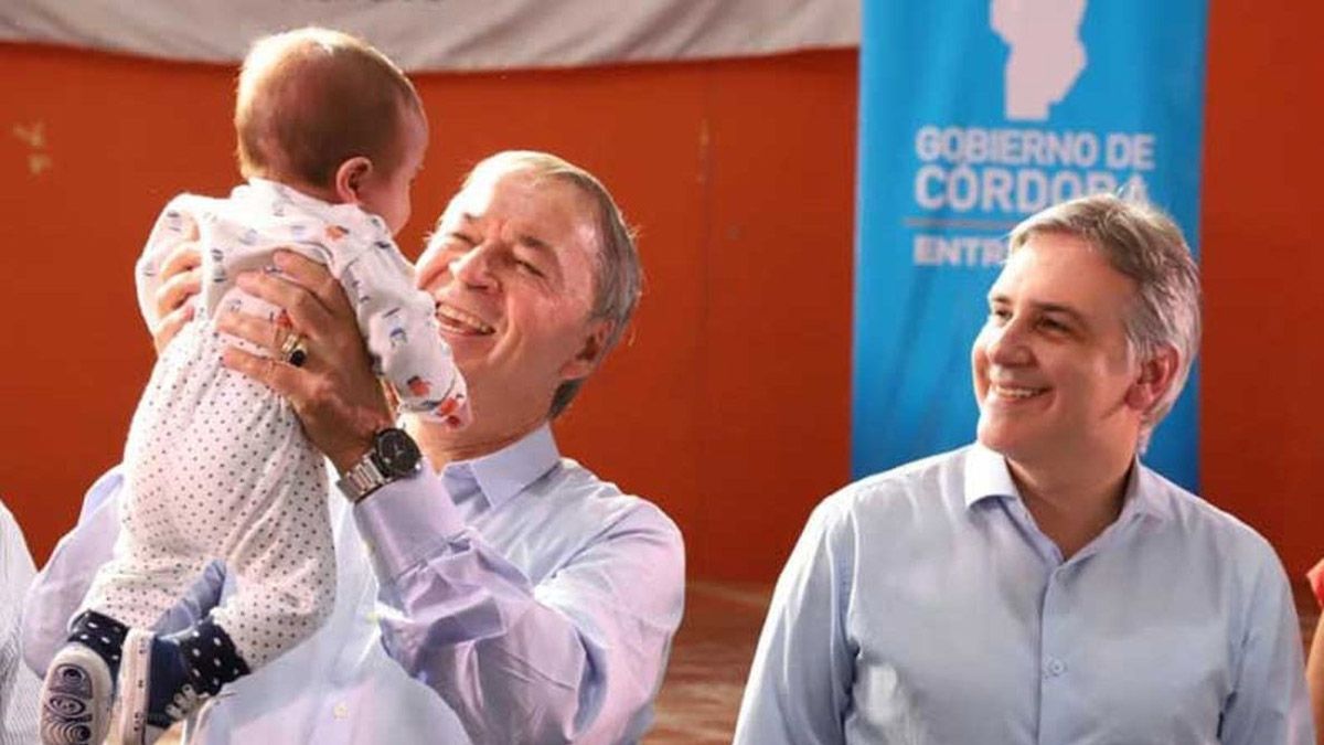 Juan Schiaretti comienza a acelerar de cara al 23'. 