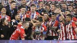 Estudiantes campeón ¿del fútbol argentino? (Foto: Noticias Argentinas).