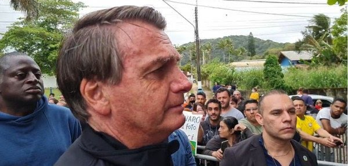 Jair Bolsonaro fue a ver al Santos y lo abucheó el estadio.