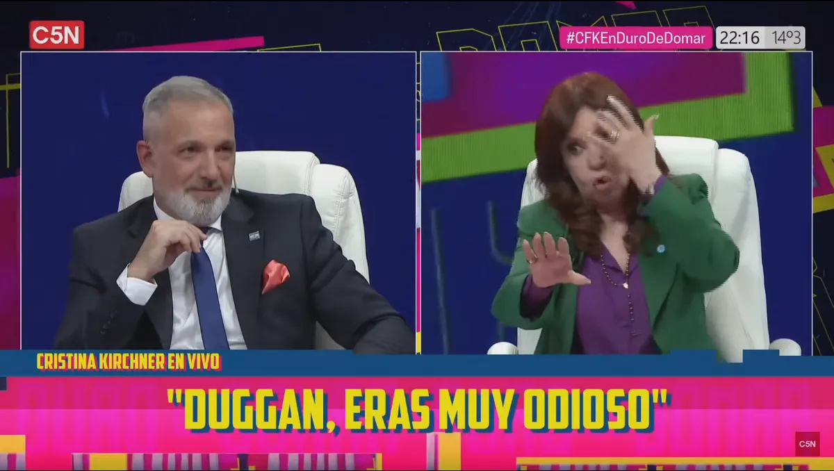La Nación y Clarín no le perdonaron a Duggan su postura durante la entrevista.