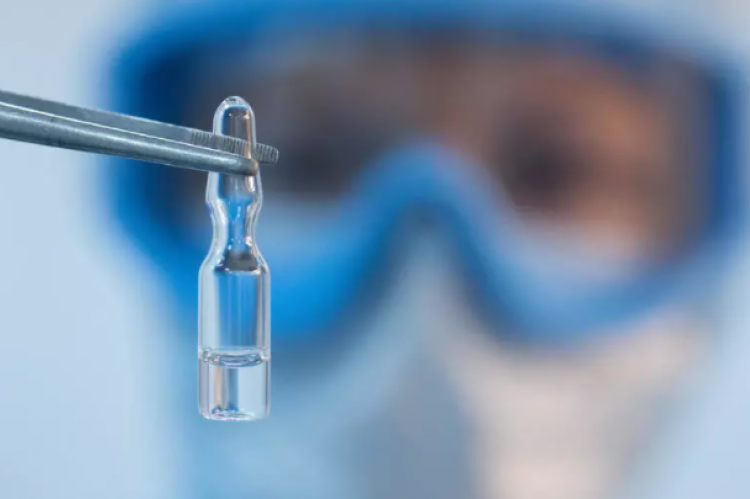 Guerra total por la vacuna.