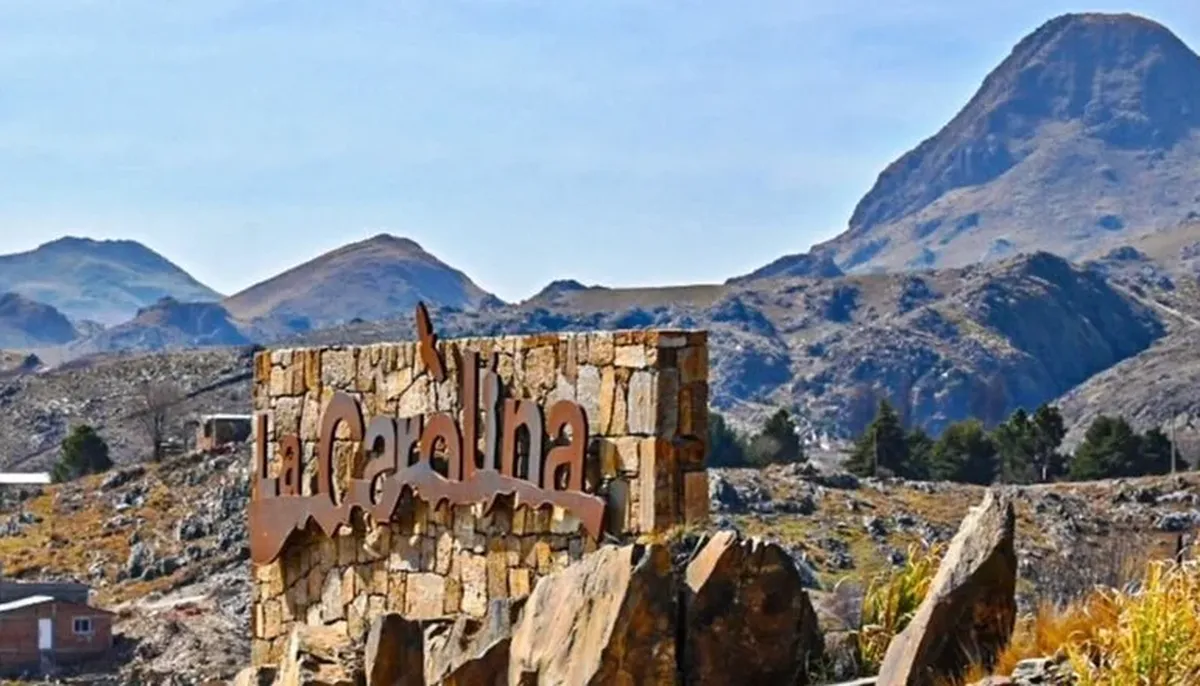 La Carolina, un pueblo oculto en la Argentina entre los más hermosos del mundo. La Carolina, un pueblo oculto en la Argentina entre los más hermosos del mundo.