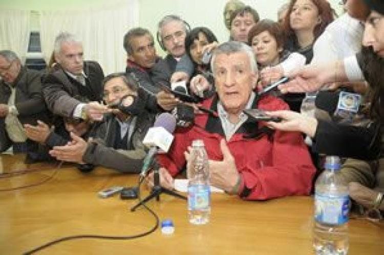 Gioja en conferencia de prensa anoche (Foto: El Zonda)