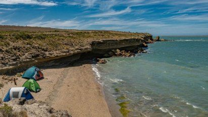 La playa de Argentina que enamora con sus aguas turquesas