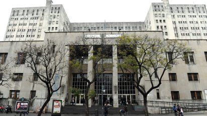 Hospitales universitarios en crisis: En 