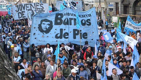 Barrios de Pie instalará 100 ollas populares.