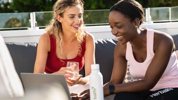 ElDía Mundial del Emprendimiento se celebra este jueves (26/04) y un estudioreveló que la venta directa gana fuerza entre los jóvenes. ElDía Mundial del Emprendimiento se celebra este jueves (26/04) y un estudioreveló que la venta directa gana fuerza entre los jóvenes.