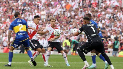 La jugada viral del Superclásico: ¿Hubo fantasmas en el área de Boca?
