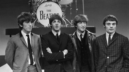 Polémico Paul: Vuelve The Beatles con John Lennon artificial