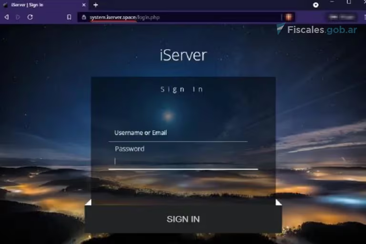 La banda había montado su falsa plataforma para celulares iPhone, llamada iServer La banda había montado su falsa plataforma para celulares iPhone, llamada iServer