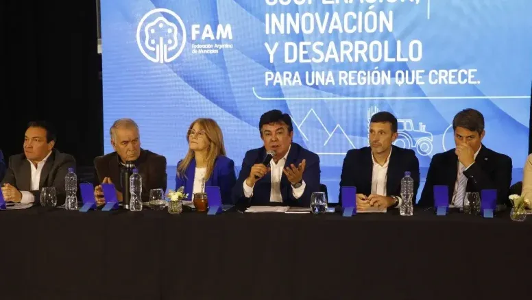 Intendentes peronistas ensayan la fórmula para volver a ser opción de gobierno
