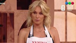 Yanina Latorre debutó en MasterChef Celebrity y armó despelote con Wanda. Tuvieron un cruce explosivo que Telefe supo capitalizar con rating en alza. Yanina Latorre debutó en MasterChef Celebrity y armó despelote con Wanda. Tuvieron un cruce explosivo que Telefe supo capitalizar con rating en alza.