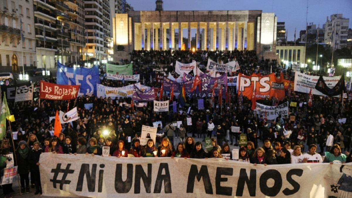 La jornada pondrá el foco en los femicidios, las desapariciones de mujeres y adolescentes y el reclamo por políticas públicas de prevención y acompañamiento. La jornada pondrá el foco en los femicidios, las desapariciones de mujeres y adolescentes y el reclamo por políticas públicas de prevención y acompañamiento.