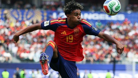 España venció 2 a 1 a Bélgica y está en semifinales