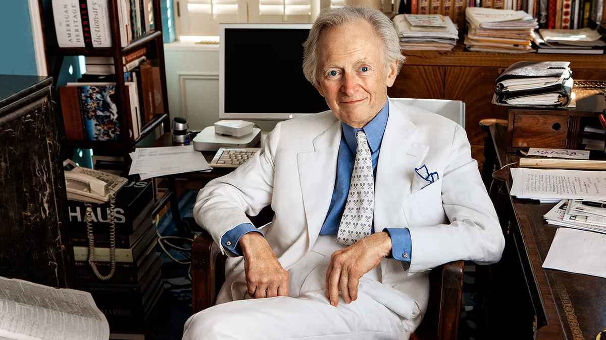 Tom Wolfe acuñó el término "radical chic". Tom Wolfe acuñó el término "radical chic".
