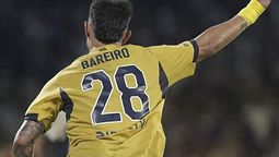 Adam Bareiro se fue expulsado en Boca